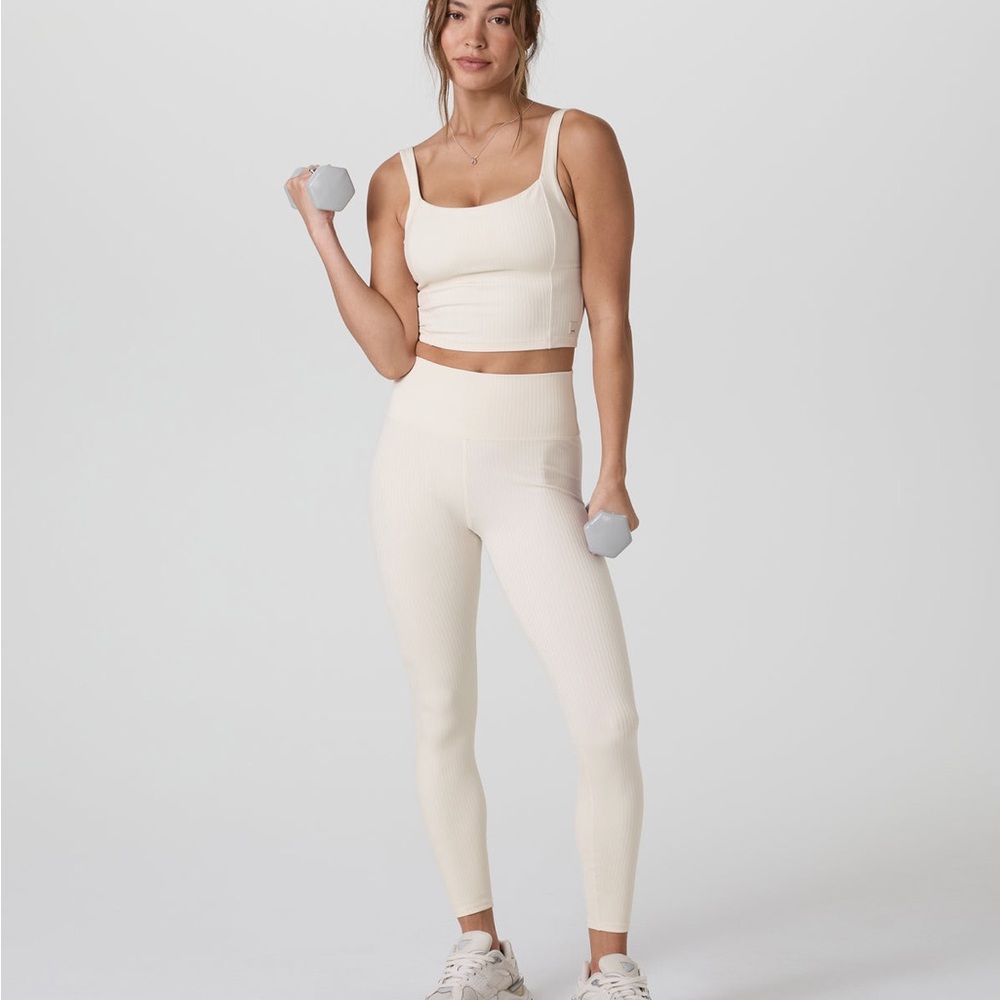 Vuori Women’s Ribbed High-Rise Leggings in Cream